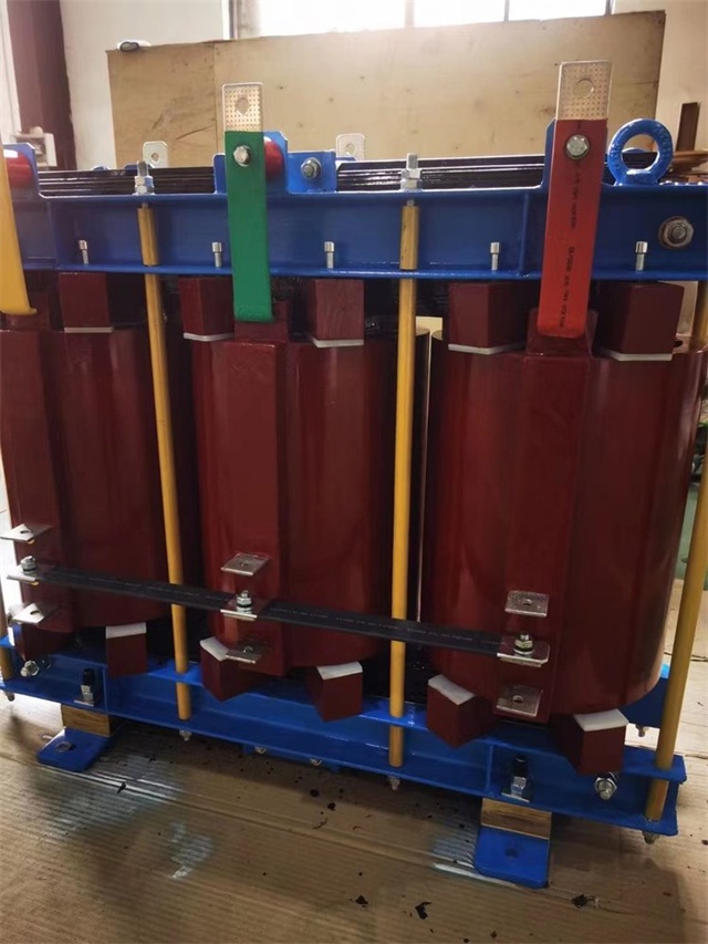 佳木斯KS11-2000KVA矿用变压器